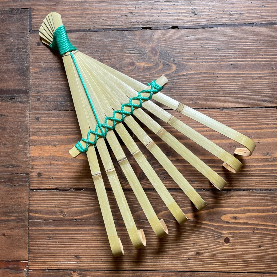 Growurban Niwaki Bamboo Hand Rake | Niwaki